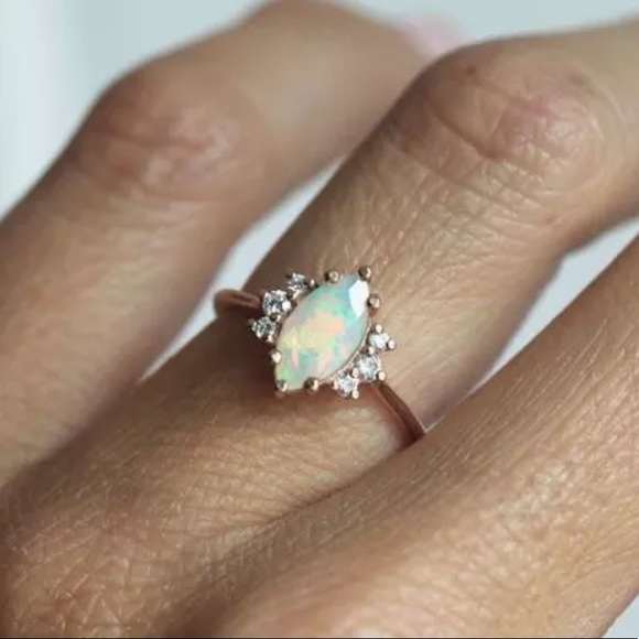 NEW GOLD OPAL DIAMOND RING - Picture 3 of 5